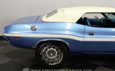 Dodge-Challenger-1970-Blue-Blue-30