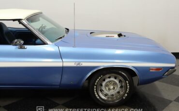 Dodge-Challenger-1970-Blue-Blue-31