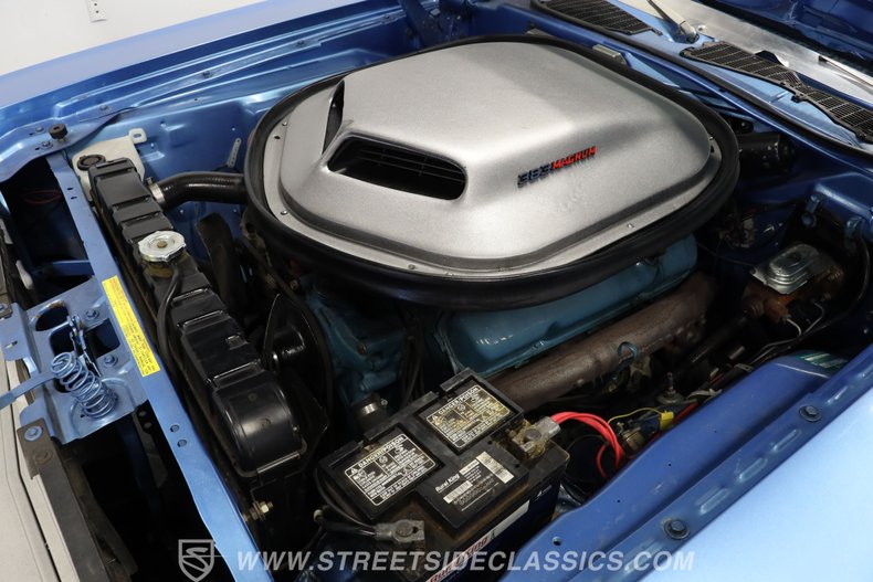 Dodge-Challenger-1970-Blue-Blue-33