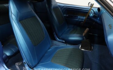 Dodge-Challenger-1970-Blue-Blue-44
