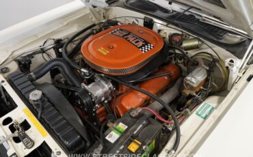 Dodge-Challenger-1970-White-Red-14