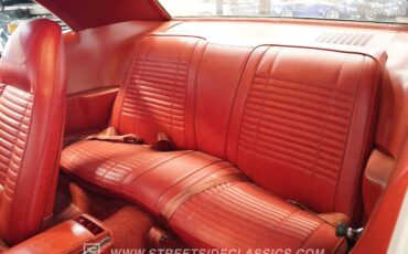 Dodge-Challenger-1970-White-Red-40