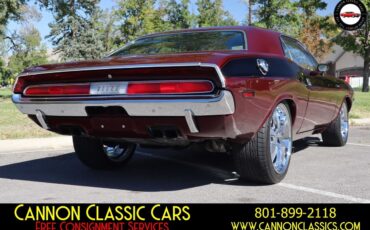 Dodge-Challenger-1971-11