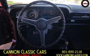 Dodge-Challenger-1971-23