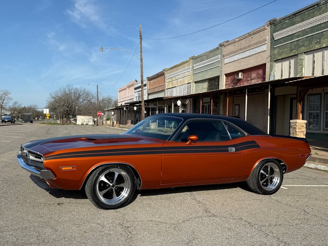Dodge-Challenger-1971-24