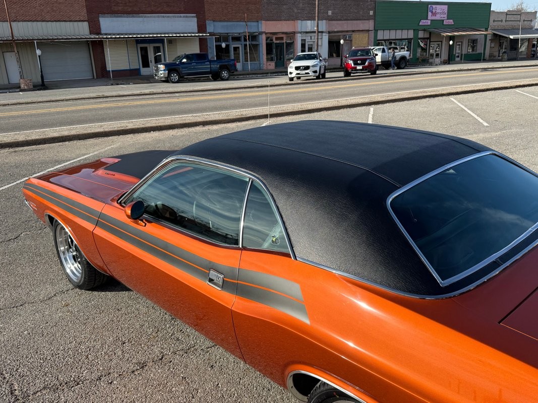 Dodge-Challenger-1971-29