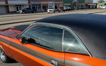Dodge-Challenger-1971-30