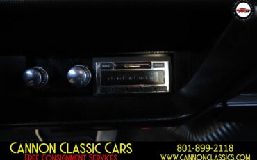 Dodge-Challenger-1971-31