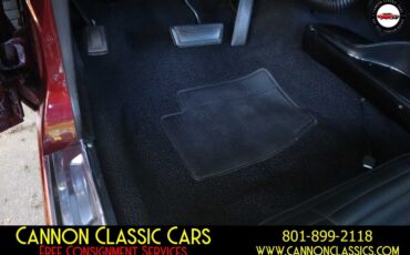 Dodge-Challenger-1971-32