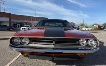 Dodge-Challenger-1971-37