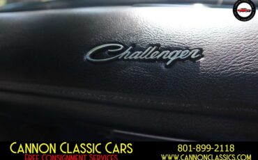 Dodge-Challenger-1971-38