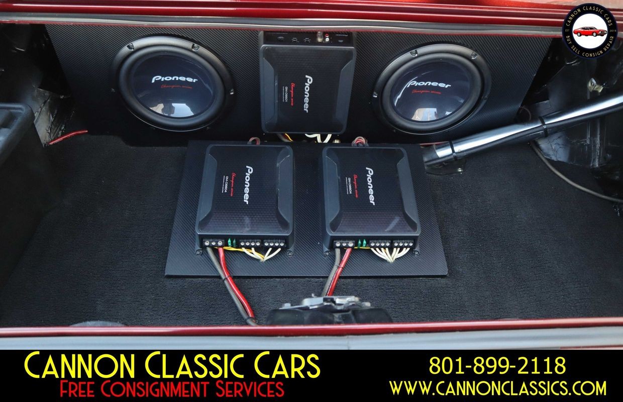 Dodge-Challenger-1971-39