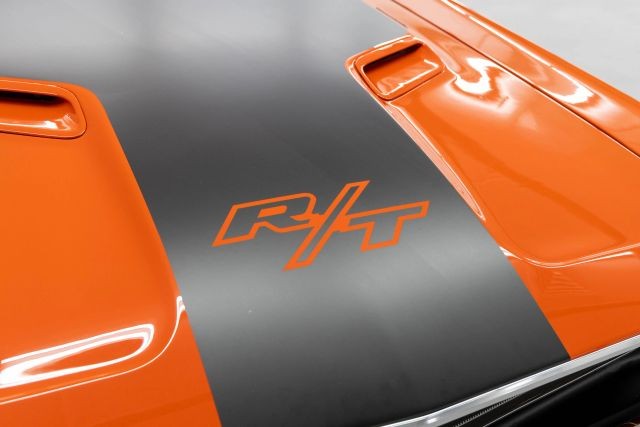 Dodge-Challenger-1971-Coupe-20