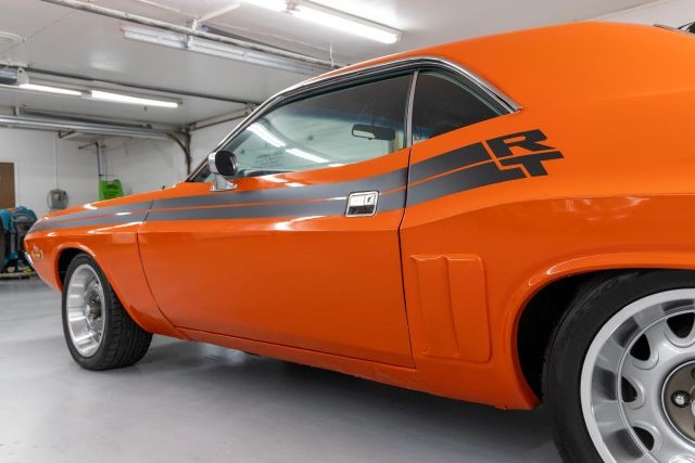 Dodge-Challenger-1971-Coupe-28