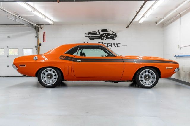 Dodge-Challenger-1971-Coupe-3