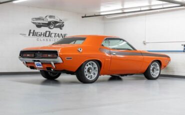 Dodge-Challenger-1971-Coupe-34