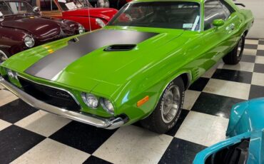 Dodge-Challenger-1973-Coupe-1