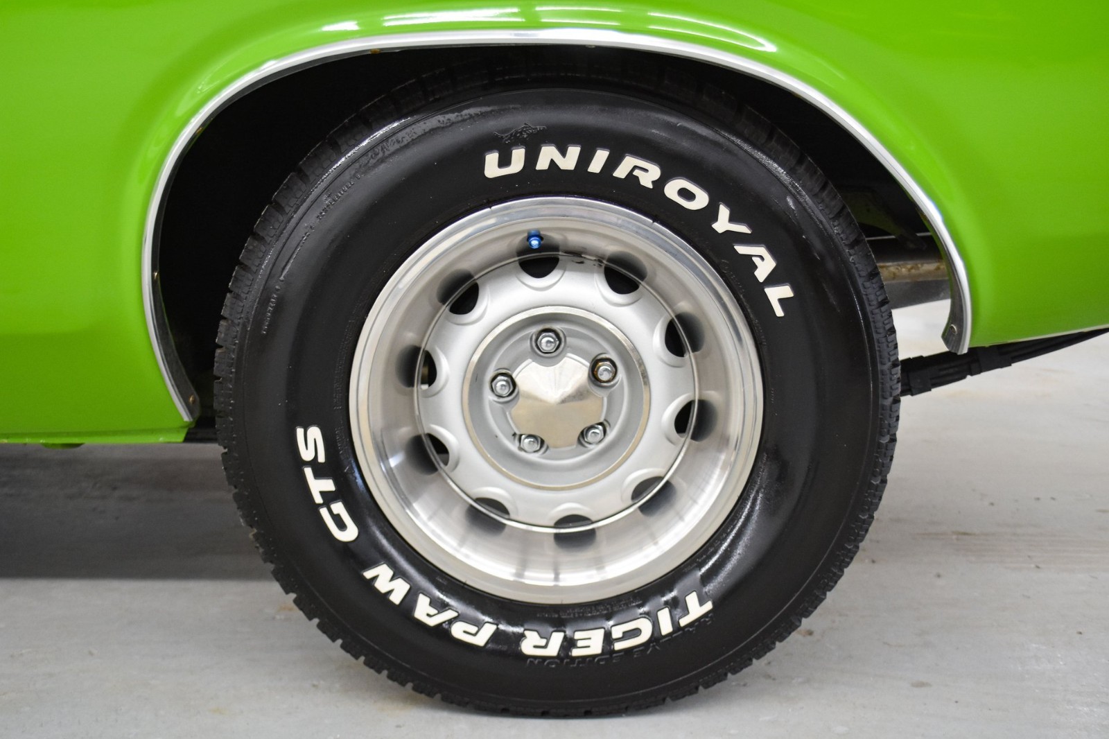 Dodge-Challenger-1973-Coupe-22