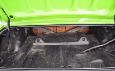 Dodge-Challenger-1973-Coupe-32