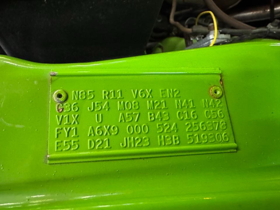 Dodge-Challenger-1973-Coupe-8