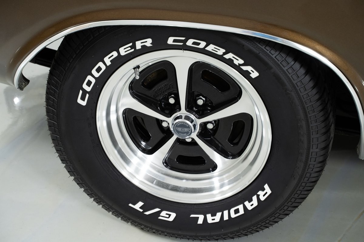 Dodge-Challenger-1973-Hardtop-15