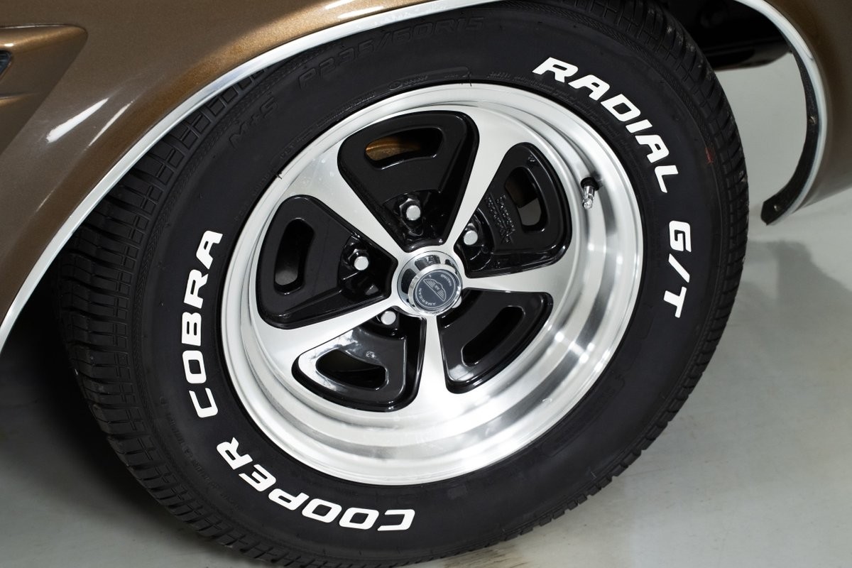 Dodge-Challenger-1973-Hardtop-16