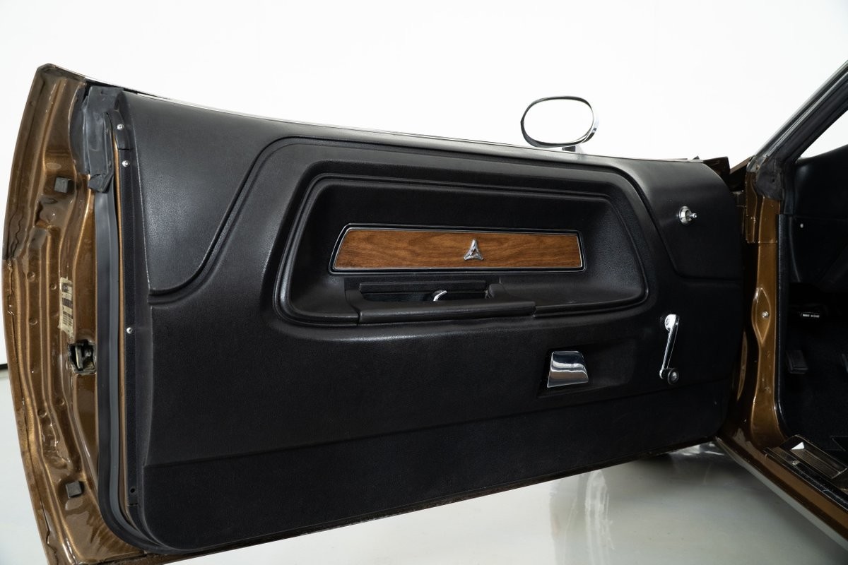 Dodge-Challenger-1973-Hardtop-21