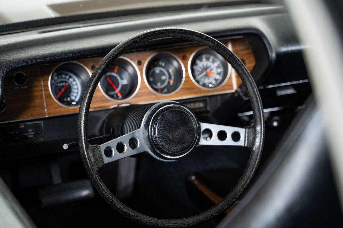 Dodge-Challenger-1973-Hardtop-27