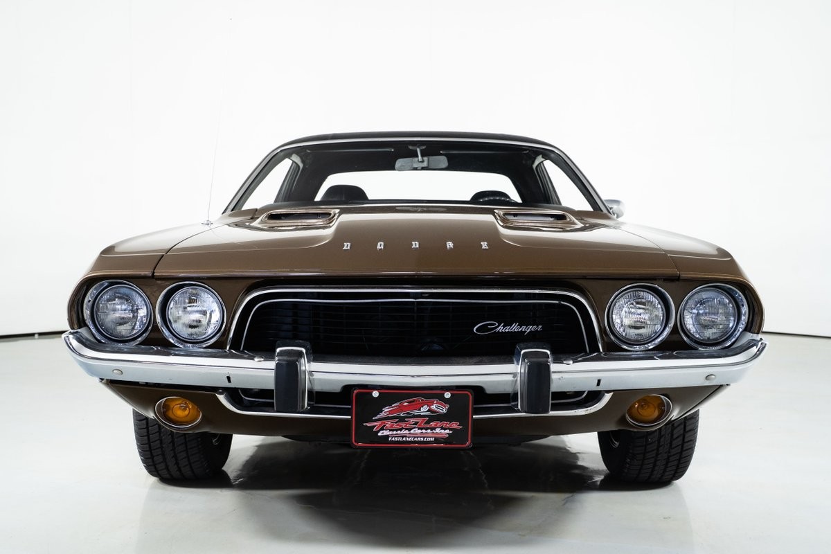 Dodge-Challenger-1973-Hardtop-3