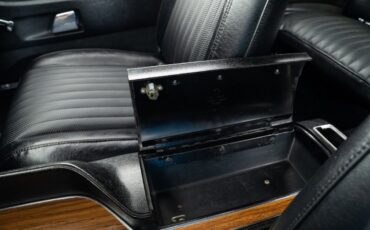 Dodge-Challenger-1973-Hardtop-36