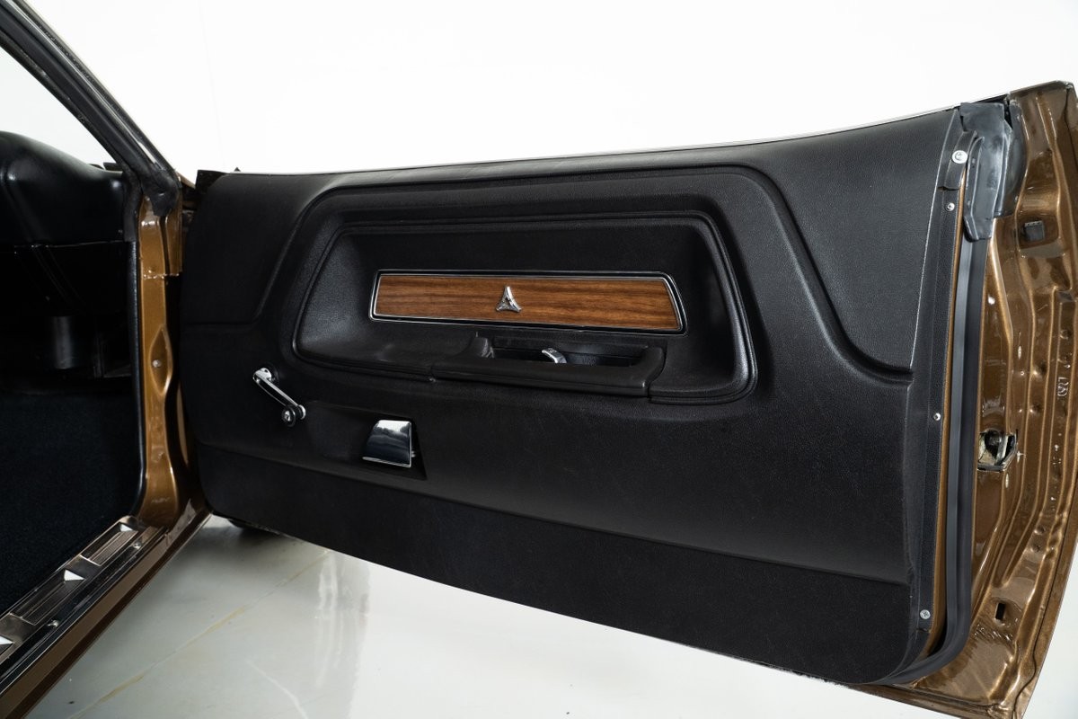 Dodge-Challenger-1973-Hardtop-39