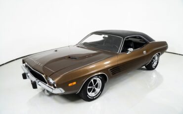 Dodge-Challenger-1973-Hardtop-5