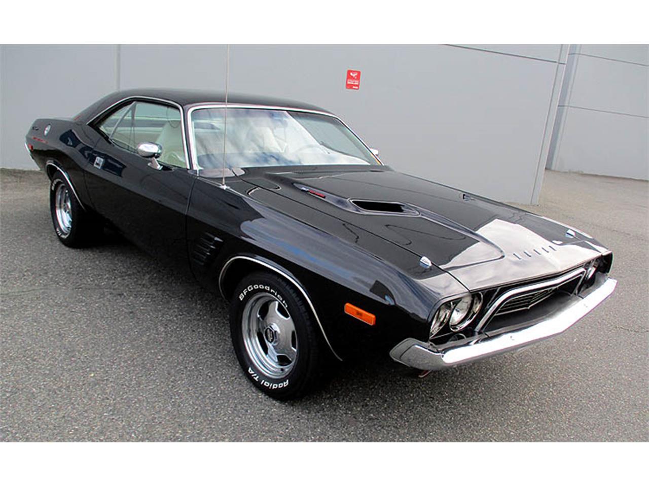 Dodge-Challenger-1974-Black-WhiteBlack-16