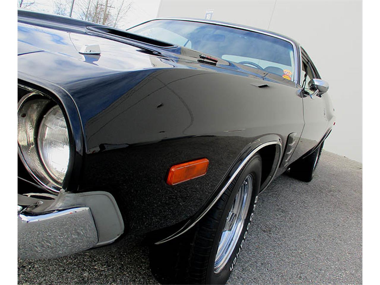 Dodge-Challenger-1974-Black-WhiteBlack-20