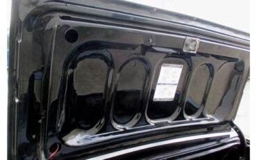 Dodge-Challenger-1974-Black-WhiteBlack-32