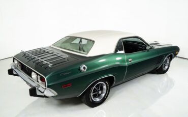 Dodge-Challenger-1974-Hardtop-18