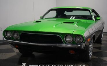 Dodge-Challenger-1974-Hardtop-22