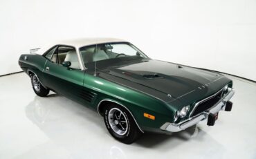 Dodge-Challenger-1974-Hardtop-23