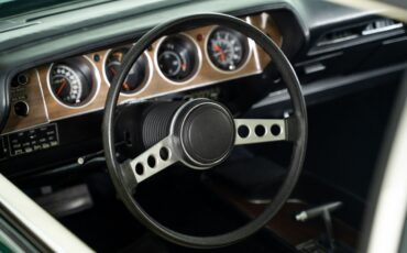 Dodge-Challenger-1974-Hardtop-30