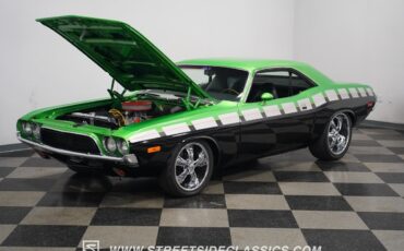 Dodge-Challenger-1974-Hardtop-35