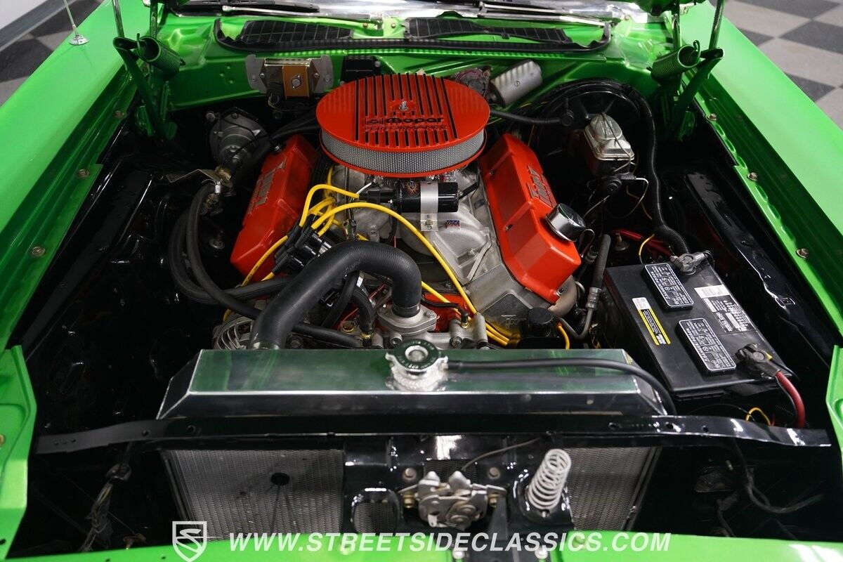 Dodge-Challenger-1974-Hardtop-37