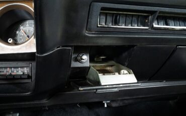 Dodge-Challenger-1974-Hardtop-37