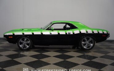 Dodge-Challenger-1974-Hardtop-8