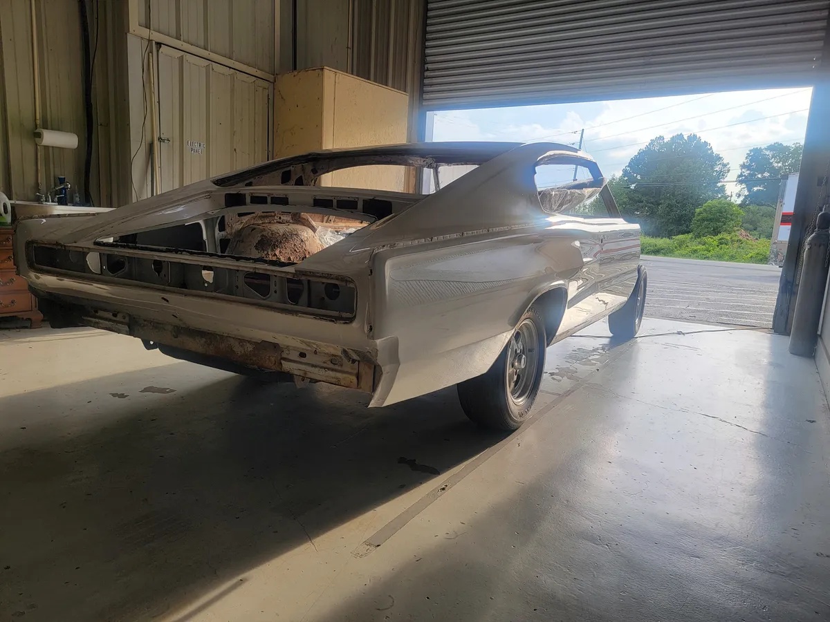 Dodge-Charger-1967-14