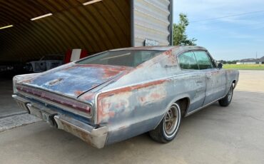 Dodge-Charger-1967-3