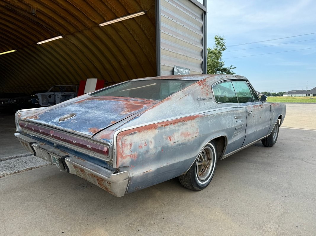 Dodge-Charger-1967-3