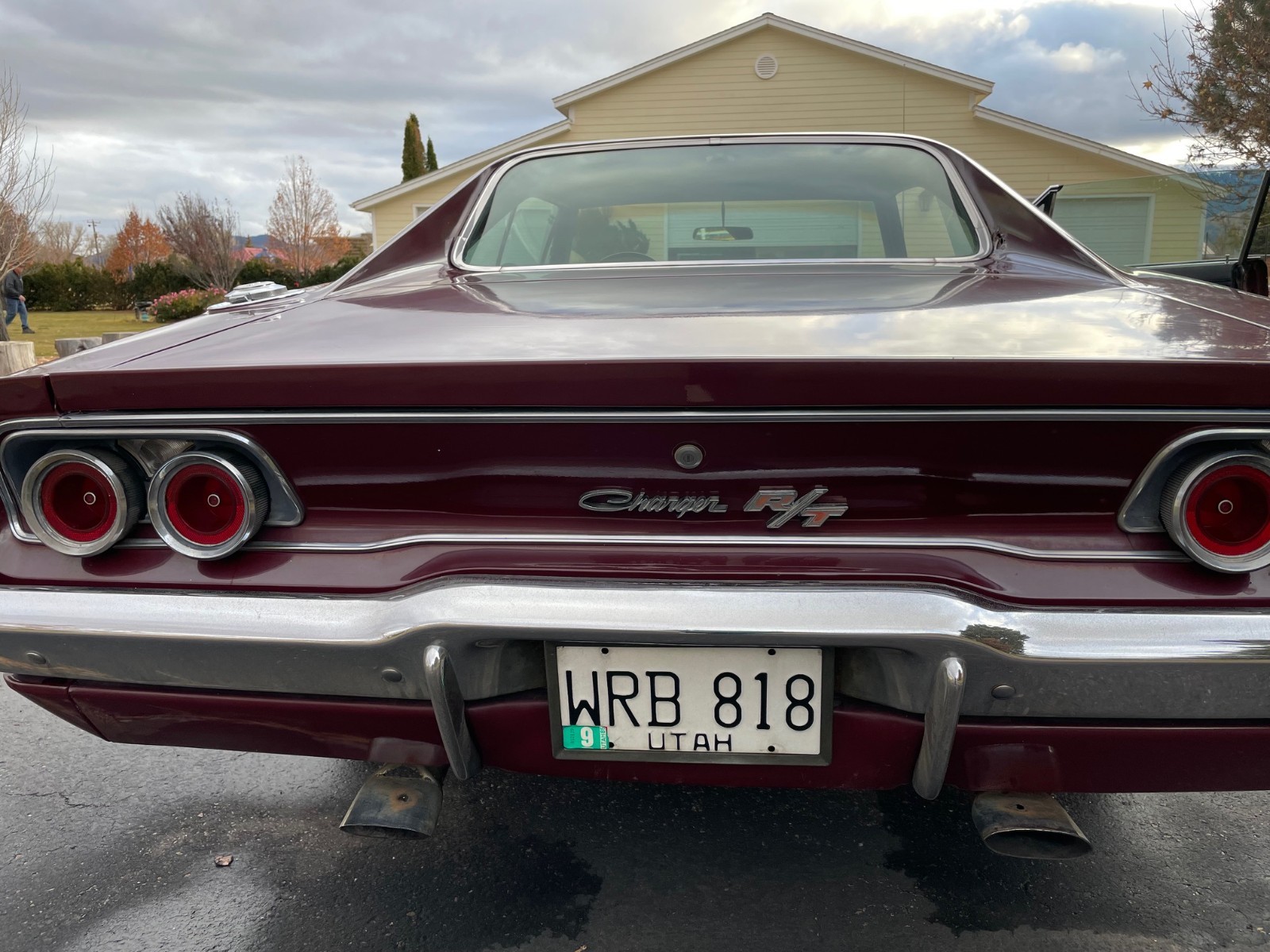 Dodge-Charger-1968-2