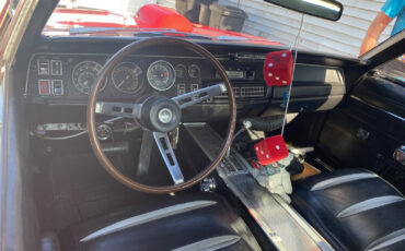 Dodge-Charger-1968-Coupe-3