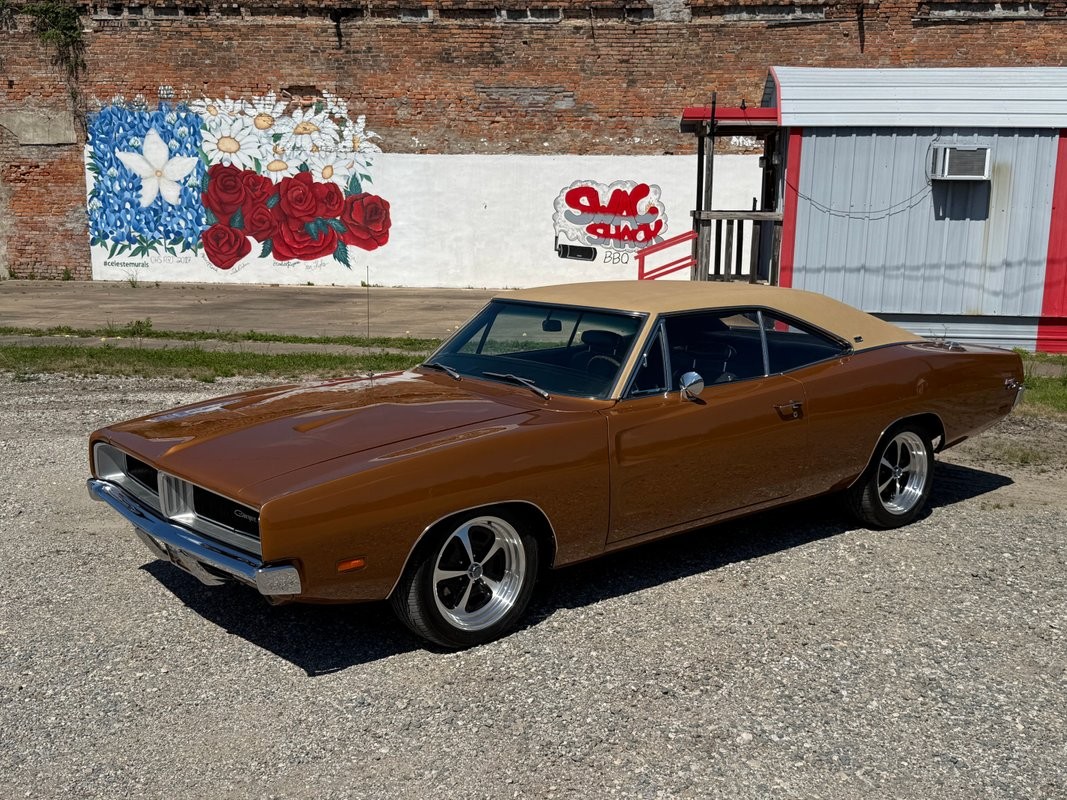 Dodge-Charger-1969-1