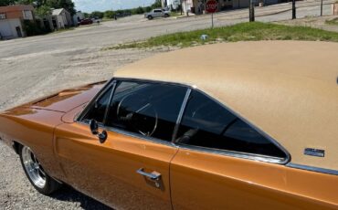 Dodge-Charger-1969-33